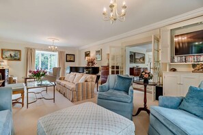 TV - 4 Bed in Aldeburgh (oc-h27787) (Aldeburgh)