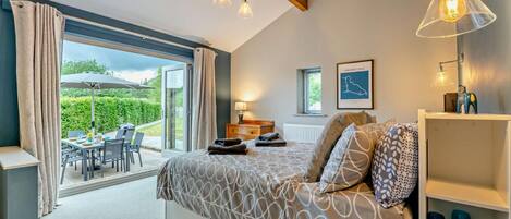 Strykejern/-brett, wi-fi (inkludert) og sengetøy