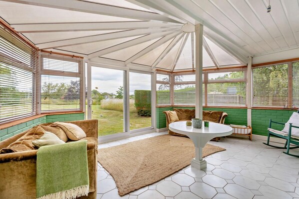 تلفزيون، مدفأة