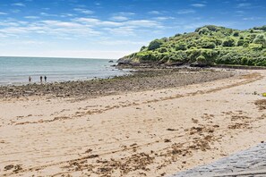 Beach - 1 Bed in Langland (oc-b27734) (Newton)