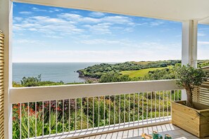 Property grounds - 1 Bed in Langland (oc-b27734) (Newton)