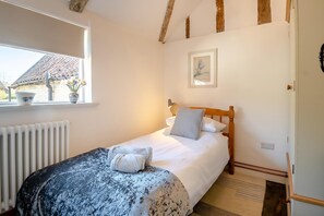 واي فاي مجانًا وملاءات أسرّة