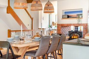 Dining - 4 Bed in Newquay (oc-b27906) (Newquay)
