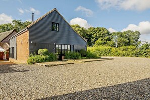 Exterior - 3 Bed in Ellough (oc-b5208) (Ellough)