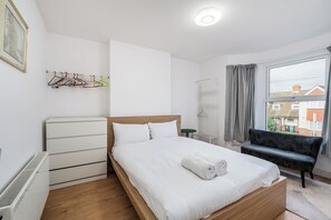 Free WiFi, bed sheets - Central, Cosy 1st floor Apartment - Pass the Keys (Watford)
