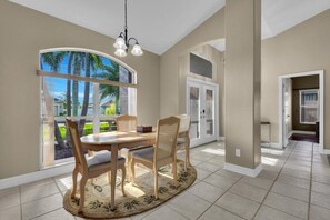 Dining - Tuscan Treasure - Escape to Paradise (Cape Coral)