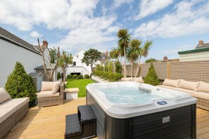 Terrace/patio - 9 Bed in Instow (oc-a27886) (Instow)