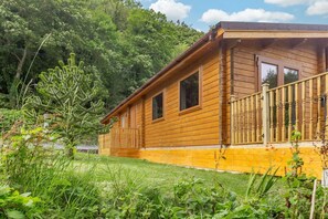 Exterior - 3 Bed in Llanddulas (oc-r27872) (Rhyd-y-foel)