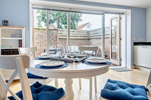 Dining - 2 Bed in Southwold (oc-t27861) (Southwold)
