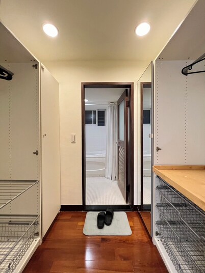 Serene DunNan Apartment with elevator– 3 Bedrooms/ 2 Bathrooms