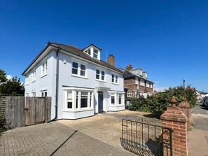 Exterior - 4 Bed in Aldeburgh (oc-b27978) (Aldeburgh)