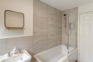 Towels - 2 Bed in Starbotton (oc-t27977) (Starbotton)