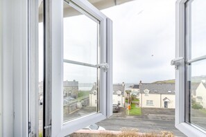 Interior - 3 Bed in Broad Haven (oc-c27945) (Broad Haven)