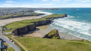 Beach - 2 Bed in Newquay (oc-a28105) (Newquay)
