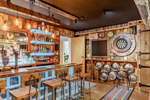 Bar (in der Unterkunft)
