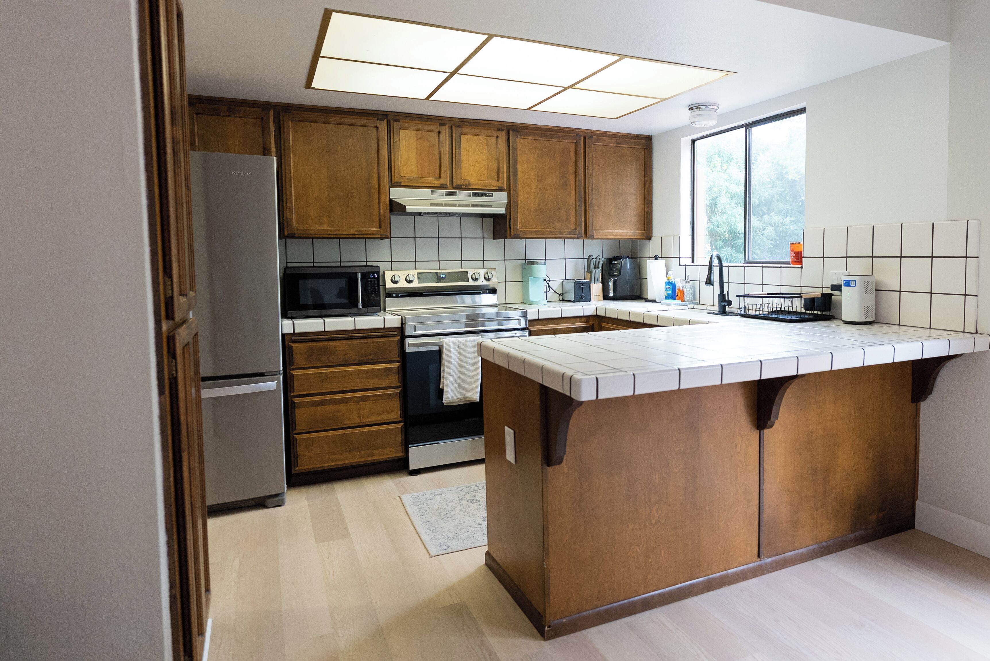 Mikrowelle, Ofen, Geschirrspüler