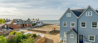 4 Bed in Whitstable (oc-s28124)