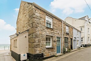 Exterior - 2 Bed in St. Ives (oc-l28118) (St Ives)