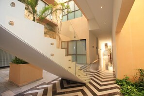 Interior entrance - Joy Apt with rooftop and panoramic views (Playa del Carmen)