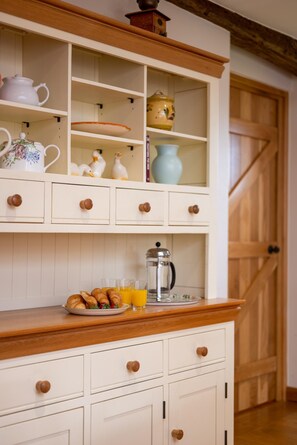 Interior - 3 Bed in East Somerton (oc-22006) (East Somerton)