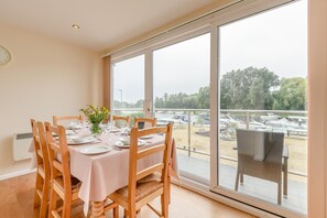 Dining - 3 Bed in Christchurch (oc-r27893) (Christchurch)