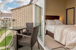 3 Schlafzimmer, Reisekinderbett, kostenloses WLAN, Bettwäsche