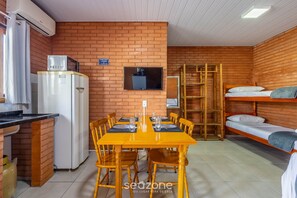 Apartment | Dining - Your Complete Stay 350m From Picarras Beach - Mhks (Barra Velha)