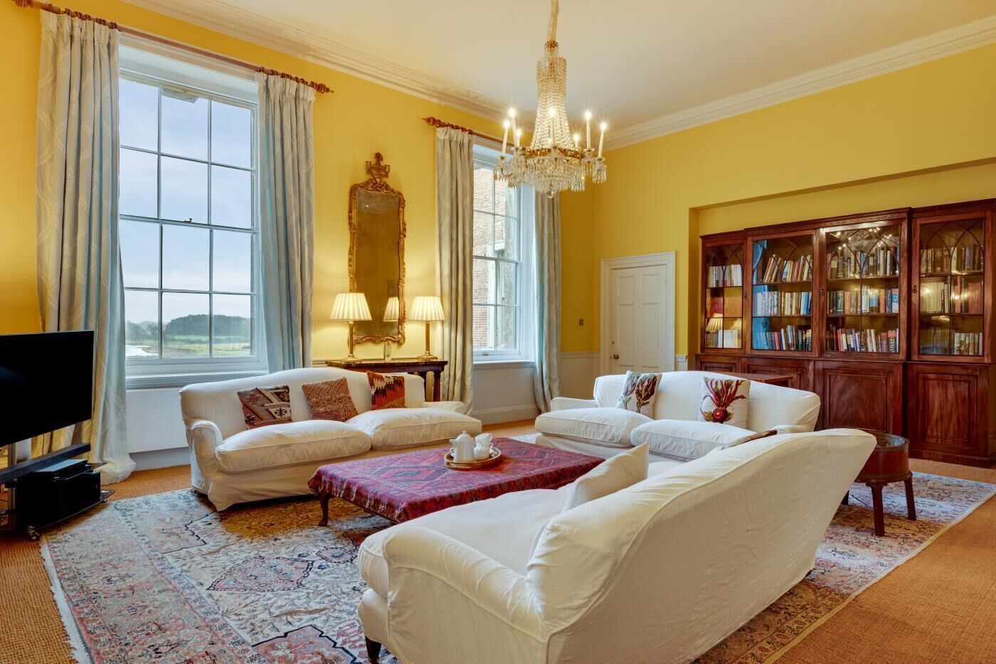 تلفزيون، مدفأة