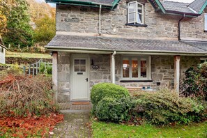 Exterior - 2 Bed in Maentwrog (oc-g28262) (Maentwrog)