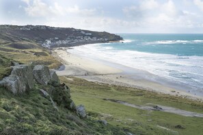 Beach - 2 Bed in Sennen (oc-h22627) (Sennen)