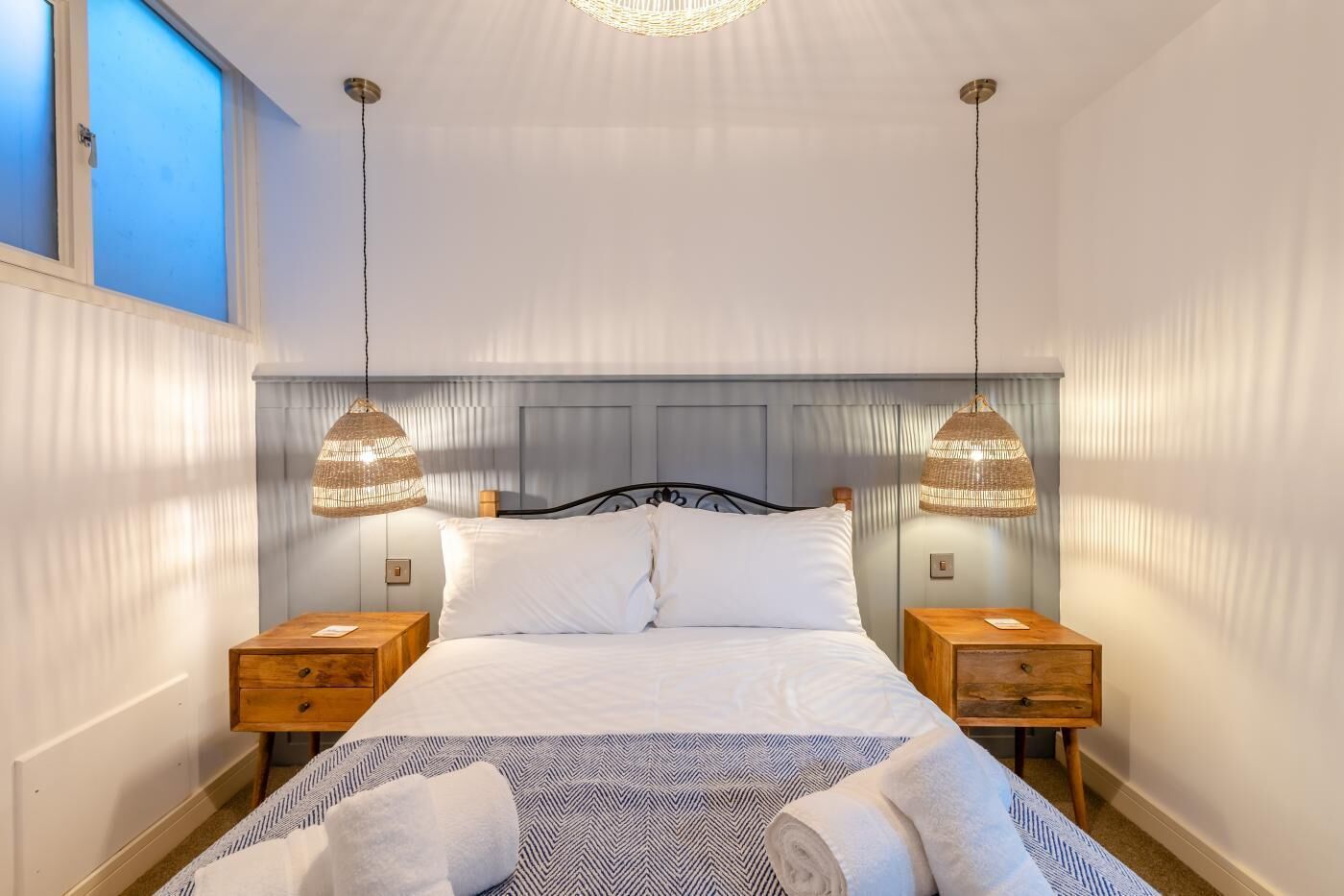 Ferros/tábuas de passar roupa, Wi-Fi de cortesia, roupa de cama