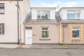 Exterior - 2 Bed in Amble (oc-b28345) (Amble)