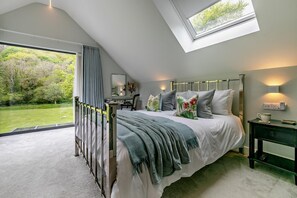 3 habitaciones, cuna de viaje, wifi gratis y ropa de cama 