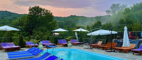 Seasonal outdoor pool