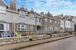 Exterior - 3 Bed in Porthleven (oc-s28377) (Porthleven)