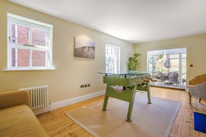 Game room - 4 Bed in Aldeburgh (oc-e28371) (Aldeburgh)