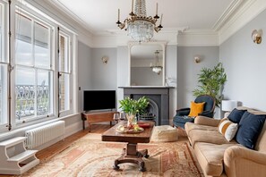 TV - 4 Bed in Aldeburgh (oc-e28371) (Aldeburgh)