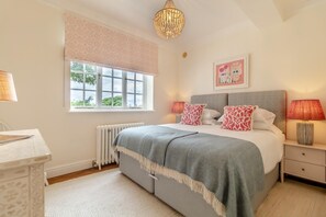 Free WiFi, bed sheets - 5 Bed in Southwold (oc-g28368) (Southwold)