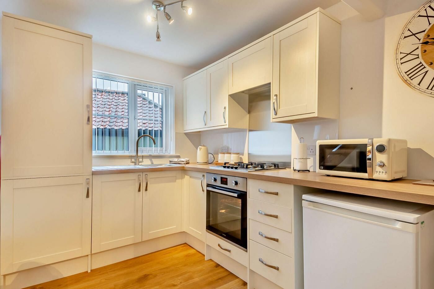 Microwave, oven, highchair, cookware/dishes/utensils