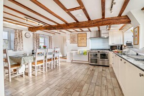 Dining - 5 Bed in Templeton (oc-p28390) (Templeton)