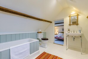 Towels - 7 Bed in Kimberley (oc-p28132) (Kimberley)
