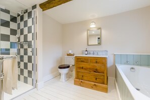 Towels - 7 Bed in Kimberley (oc-p28132) (Kimberley)