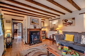 TV - 3 Bed in Brancaster (oc-p28395) (Brancaster)