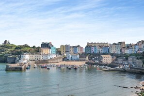 Marina - 2 Bed in Tenby (oc-m28421) (Tenby)