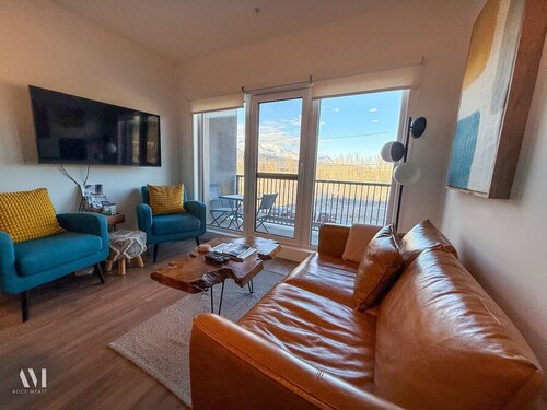 The Cache Contemporary DT Condo