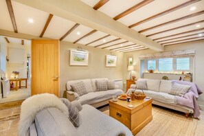 TV, fireplace - 3 Bed in Gunnerside (oc-t28301) (Satron)