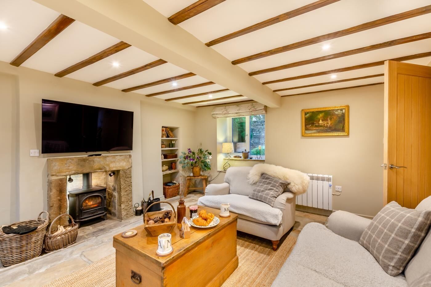 Télévision, cheminée