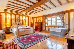 Free WiFi, bed sheets - 3 Bed in Gressenhall (oc-s28418) (Gressenhall)