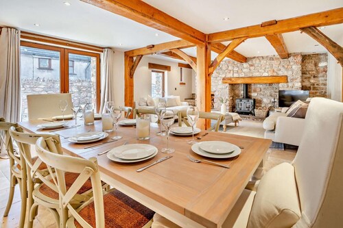 4 Bed in Nottage (oc-t28401)