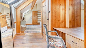 Unclassified image, 5 of 28, button - 4 Bed in Nottage (oc-t28401) (Nottage)